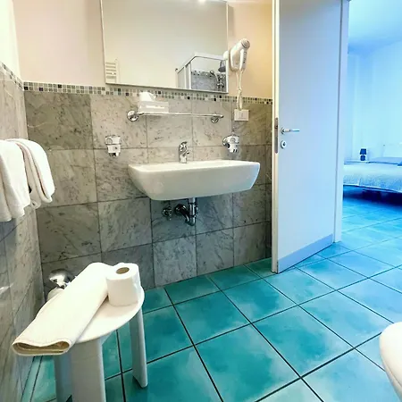 Marina البندقية-ليدو