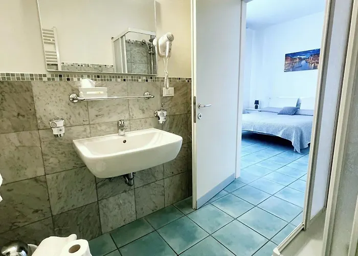 Marina 4* Venedig-Lido